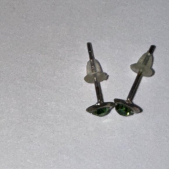 5 Mm Round Green Cz And Sterling Post Earrings - Picture 11 of 12